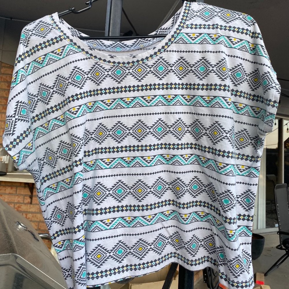 L.O.L. Vintage Tribal T-shirt (Medium)